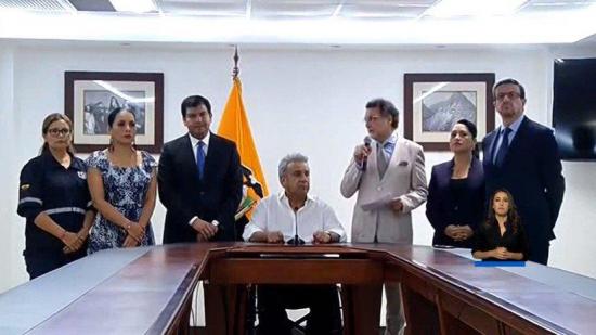 Presidente Lenín Moreno decreta toque de queda parcial en Ecuador