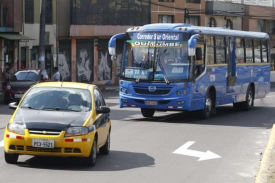 Se mantienen problemas de transporte en Quito tras protestas