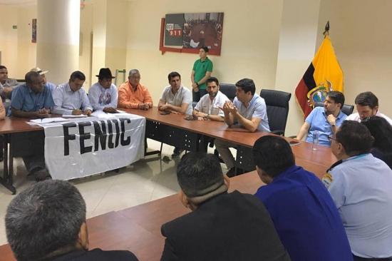 Vicepresidente se reúne en Guayaquil con representantes de varias organizaciones