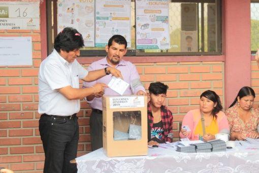 El órgano electoral destaca la normalidad en la jornada de voto en Bolivia