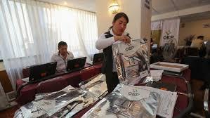 El recuento de los votos en Bolivia está previsto que se reanude tras volver la calma