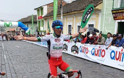 Cristian Tobar gana la quinta etapa de la Vuelta ciclística de Ecuador