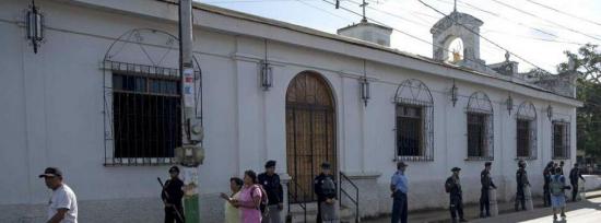 Envían a juicio a 16 opositores que llevaban agua a huelguistas en Nicaragua