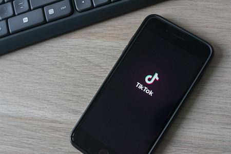 TikTok ocultaba las publicaciones de usuarios con discapacidad, sobrepeso o LGTBI
