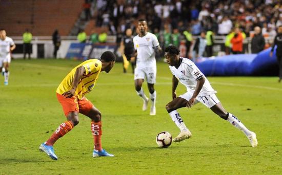 Liga de Quito sen enfrentará a Delfín en la final de la Liga Pro