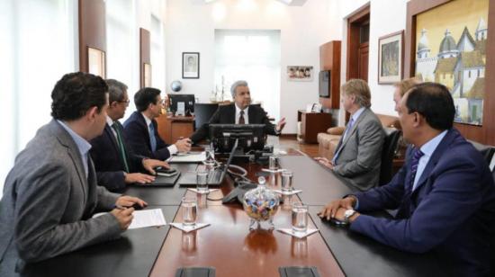 Inversor estadounidense se interesa por proyecto de gas natural en Ecuador