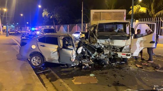 Policía muere tras cuatro días de sufrir accidente de tránsito