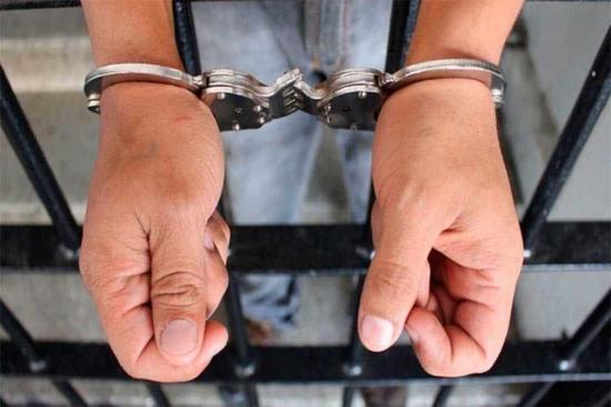 Hombre de 29 años es detenido por violación y robo de celular