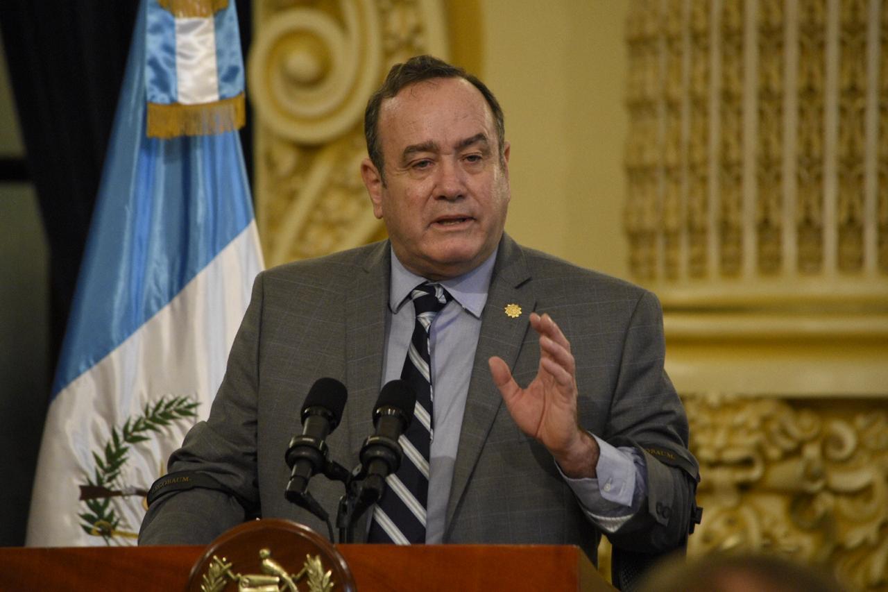 El nuevo presidente de Guatemala rompe las relaciones con Venezuela