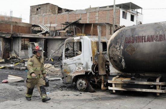 Brasil envía piel humana para víctimas de explosión de camión de gas en Perú
