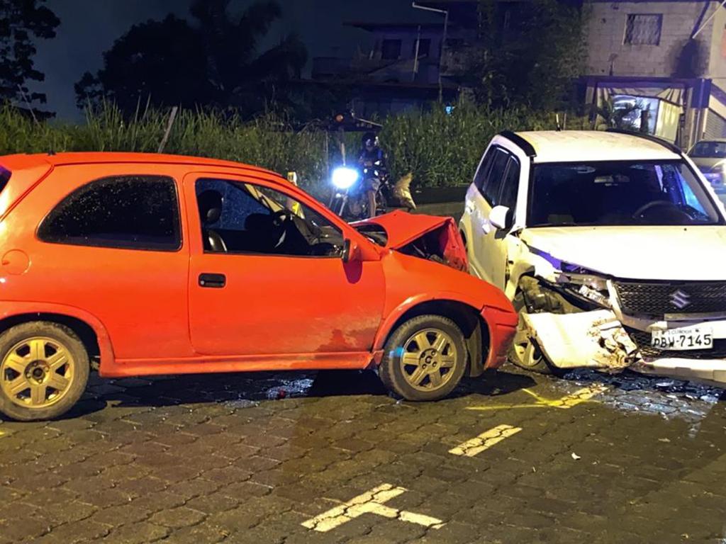 Choque De Carros Deja Tres Afectados El Diario Ecuador 9728