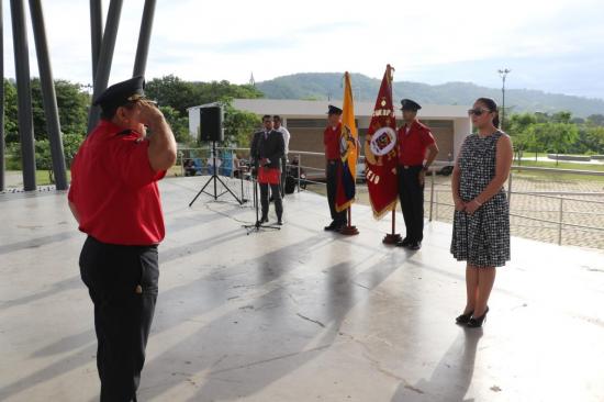 Ingrid Saltos es posesionada como la nueva Comandante del Cuerpo de Bomberos Portoviejo