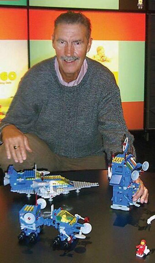 Muere el padre de las figuras de Lego