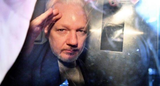 Assange rechaza su extradición a EEUU por un caso 'políticamente motivado'