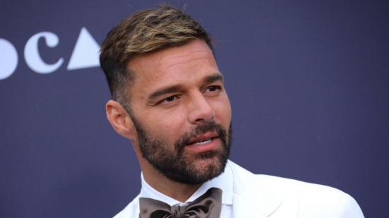 Ricky Martin: 'brutos' e 'ignorantes' quienes rechazan aislarse por COVID-19