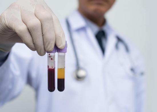 EE.UU. usará la sangre de quienes superaron el COVID-19 para tratar a enfermos