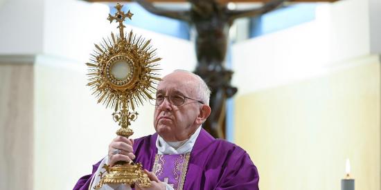 El Papa oficiará los ritos de Semana Santa sin fieles y dentro de San Pedro