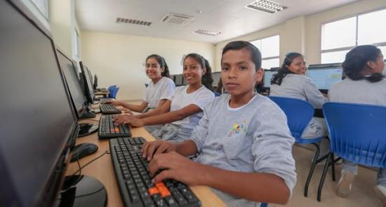 El coronavirus y el ''salto a otra dimensión'' en la educación en Ecuador