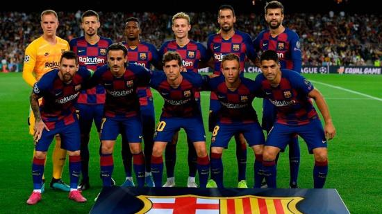 Los futbolistas del FC Barcelona aceptan rebaja y aportarán para que empleados cobren el 100%