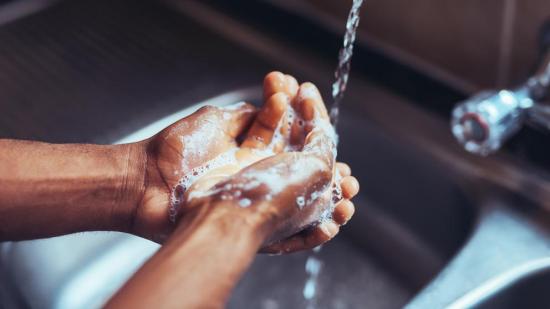 ¿Cómo funciona el jabón en la lucha contra el coronavirus?