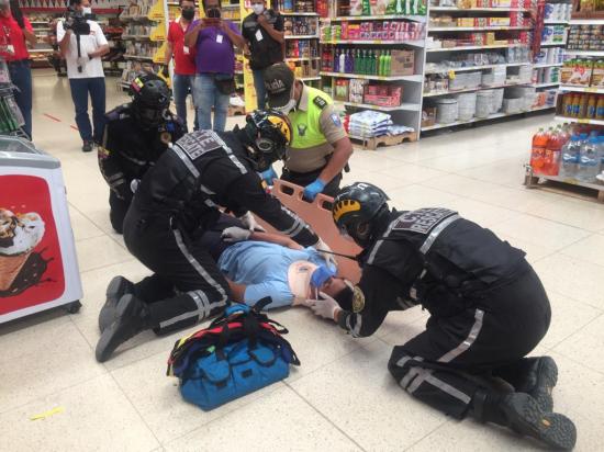 Simulacro causa sorpresa en supermercado de Portoviejo en medio de la cuarentena