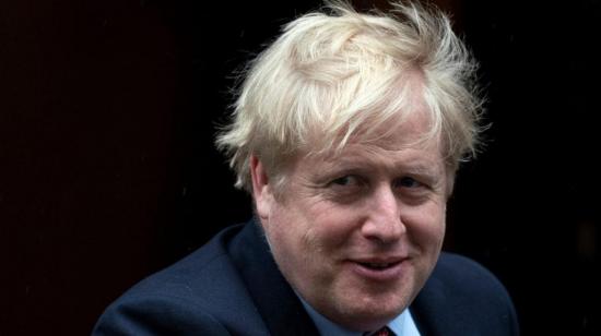 Boris Johnson ''sigue mejorando muy bien'' del coronavirus