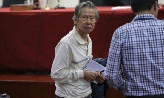 Keiko Fujimori reclama libertad para su padre por temor al coronavirus