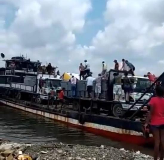Camiones con camarón sufren un doble asalto en Guayaquil