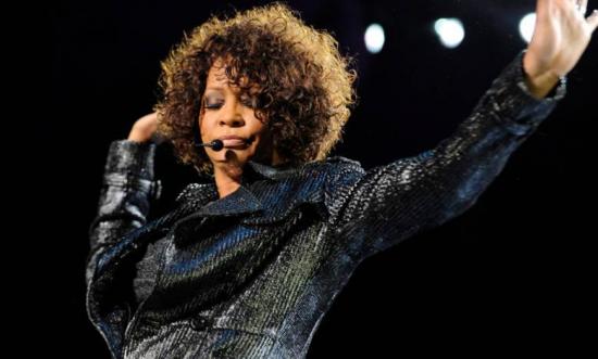 Hollywood llevará al cine la vida de Whitney Houston
