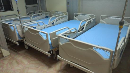 Nestlé dona 10 camas para hospitalización en ayuda a la emergencia en Guayaquil