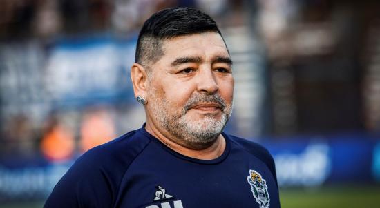 Maradona: ''El primer partido con gente será como cuando ves a tu novia después de unas vacaciones''