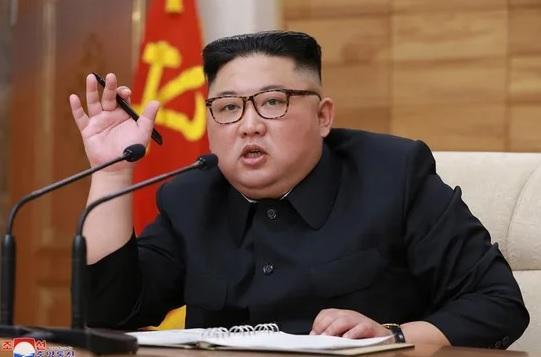 Líder de Corea del Norte envía mensaje a trabajadores pero sigue sin aparecer en público