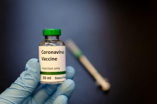 Primera vacuna contra Covid-19 probada en humanos da pasos positivos y pide financiamiento