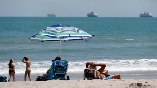 Miami celebra la apertura de playas, pero supera los 20.000 casos de COVID-19