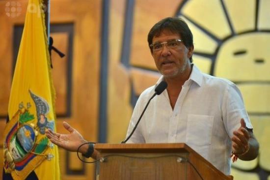 Carlos Luis Morales, prefecto de Guayas, muere de un infarto fulminante