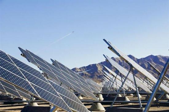 Aire más limpio por el confinamiento aumentó la energía solar