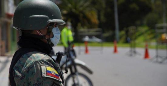 Más de 100.000 sancionados por incumplir el toque de queda en Ecuador