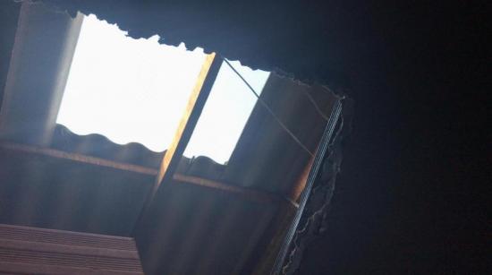 Montecristi: Se metieron por el techo a robar a una farmacia