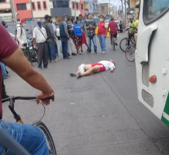 Portoviejo: compañero de copas lo hirió cerca al mercado