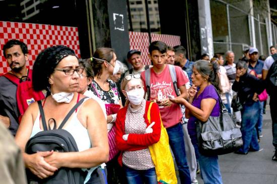 Venezuela extiende por cuarta vez y durante un mes más el estado de alarma