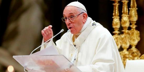 El papa elige como nuevo secretario personal al italiano Fabio Salerno