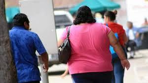 El 85 % de los casi 20.000 fallecidos por covid-19 en Perú padecía obesidad