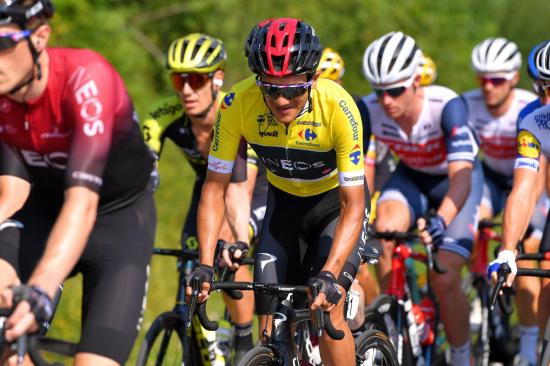 Carapaz sufre caída y pierde su trono en la cuarta etapa del Tour de Polonia