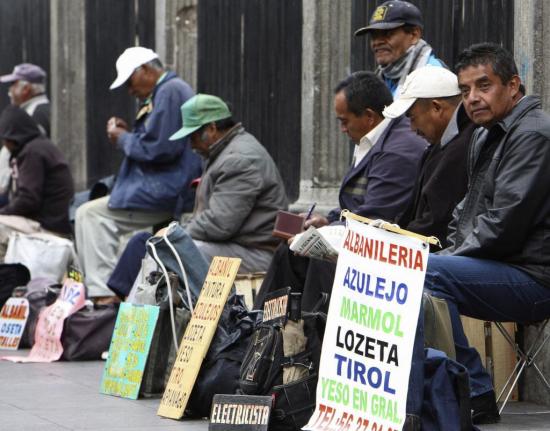Ecuador registra más de un millón de desempleados, según encuesta