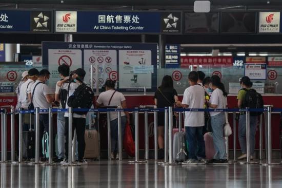 China deja volver a los europeos residentes tras más de cuatro meses