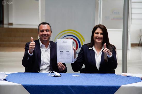 El manabita Guillermo Celi hace oficial su candidatura a la presidencia de Ecuador