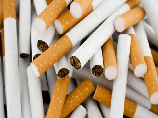 Incautan 920 cajetillas de cigarrillo en operativo en Manta
