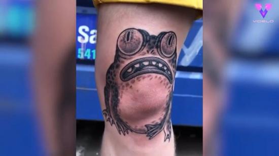 Tatuarse ranas en las rodillas: una moda que se ha hecho viral
