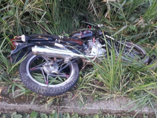 EL CARMEN: Accidentes de motos dejan a dos personas heridas