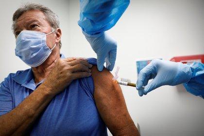 EE.UU. espera comenzar a vacunar a la población contra el covid-19 el 12 de diciembre